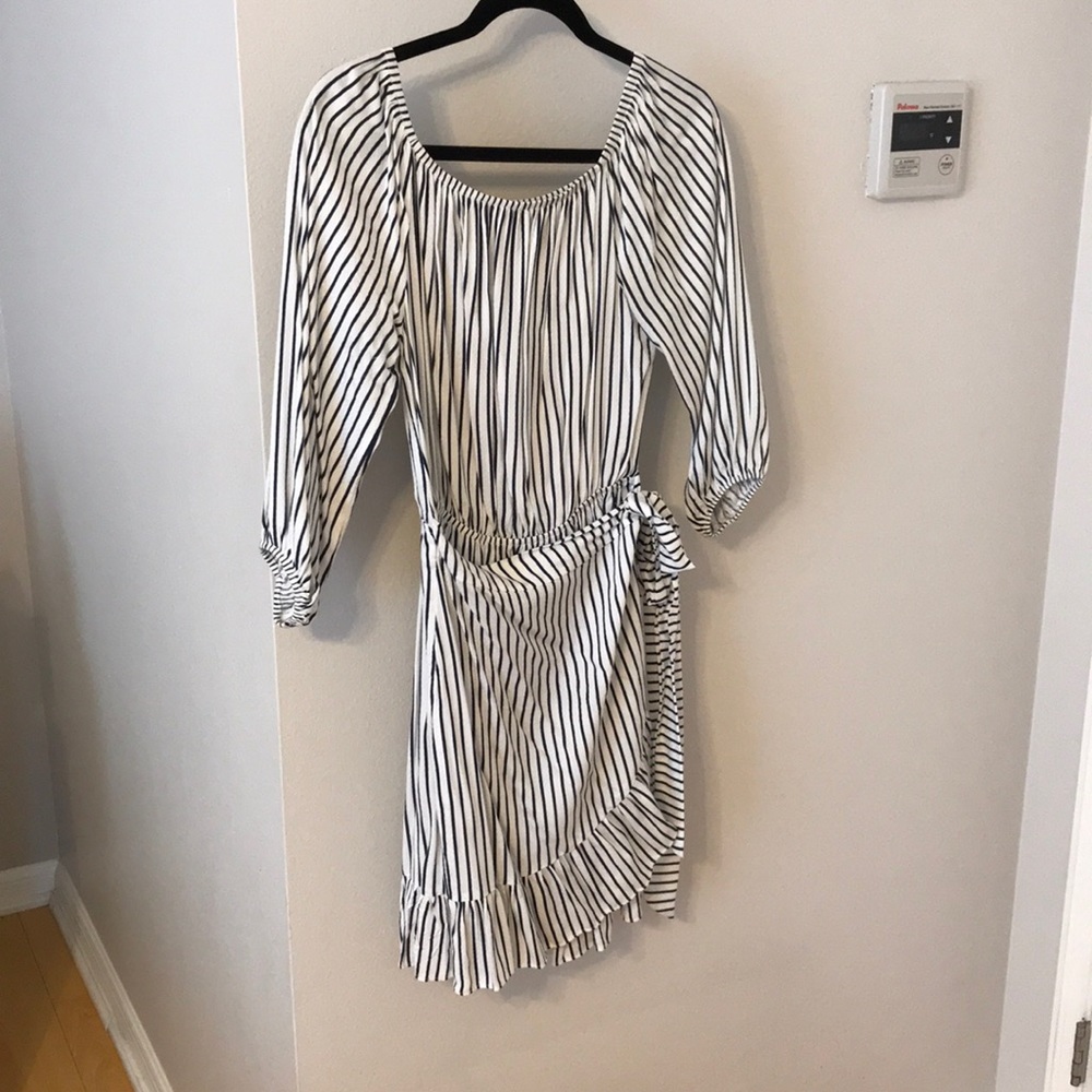 Beautiful Summer Dress. Perfect for the summer!